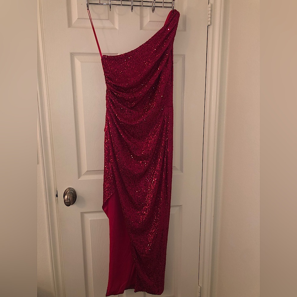 Beautiful sequin dress red/hot pink color special occasions party wedding prom